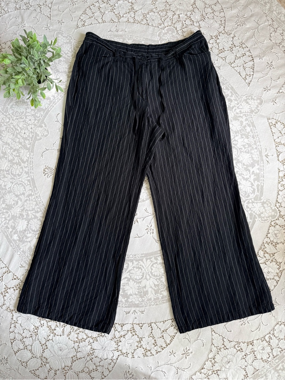 Lane Bryant Linen Rayon Pinstripe Wide Leg Pants Black White Size 14/16 - Picture 2 of 12